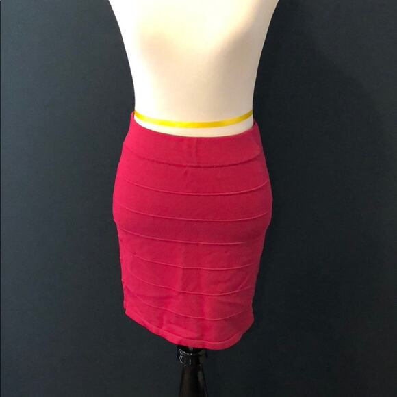 Bandage Mini Skirt - Picture 3 of 4